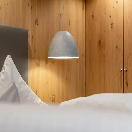 فندق مبيت وإفطار Garni Concordia 3*