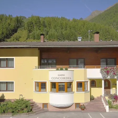 Garni Concordia Bed and Breakfast 3*