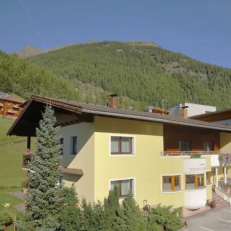 Garni Concordia Bed and Breakfast Ζόλντεν